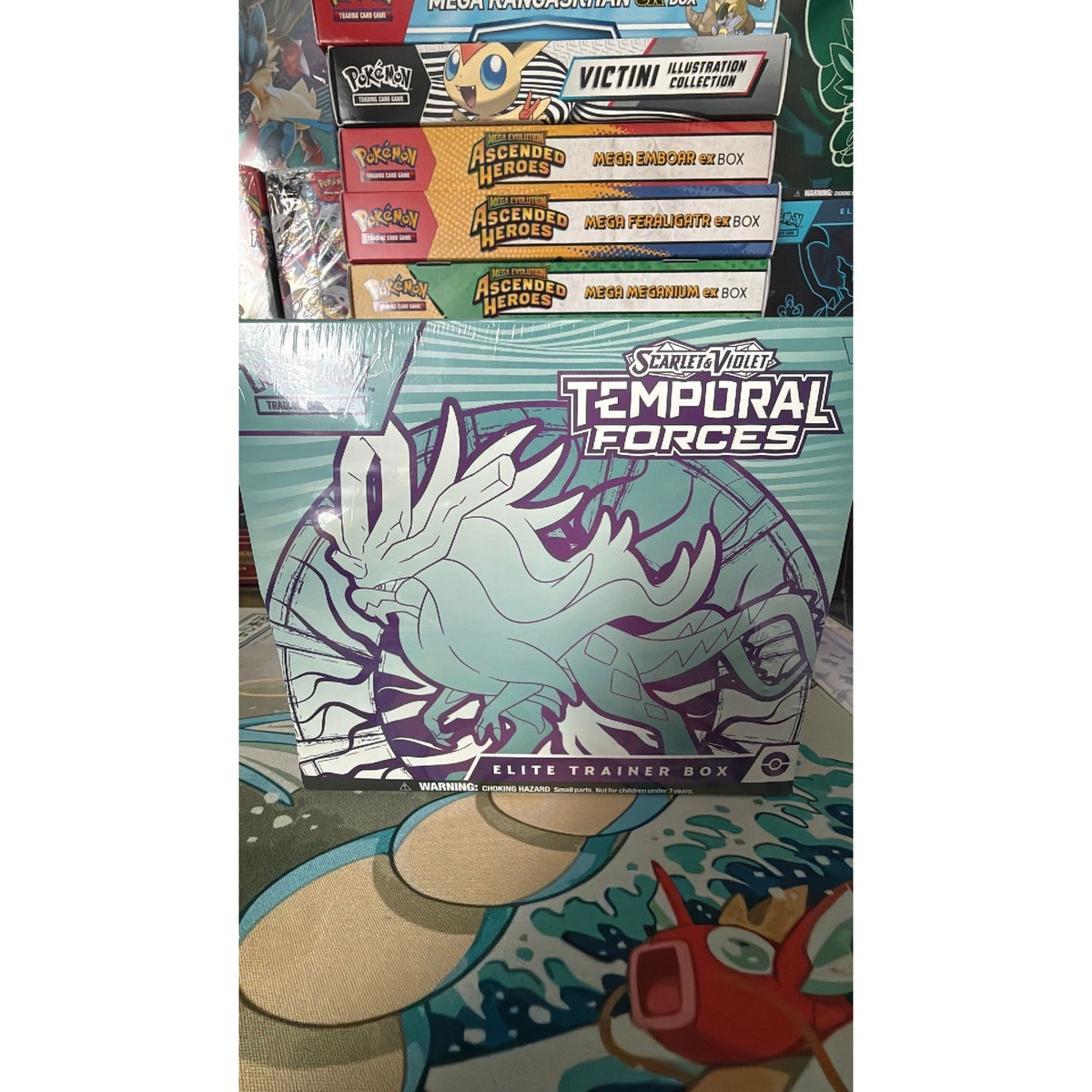 Pokemon TCG: Temporal Forces - Elite Trainer Box - Iron Leaves / Walking Wake
